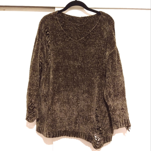 Chenille distressed boutique oversized sweater olive green - Picture 1 of 9